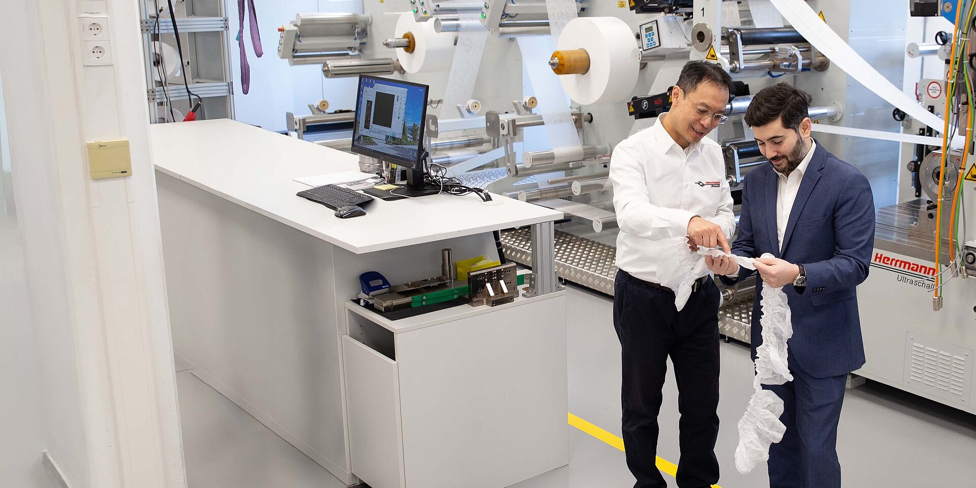 Picture_Laboratory_Nonwovens